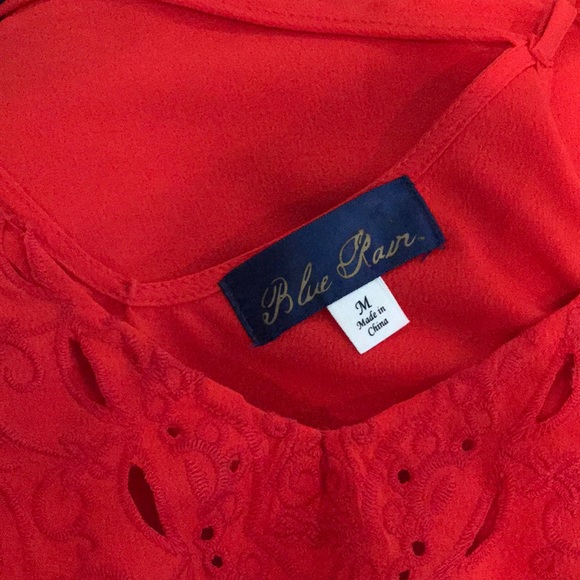 Francesca’s off the shoulder blouse - Picture 5 of 5